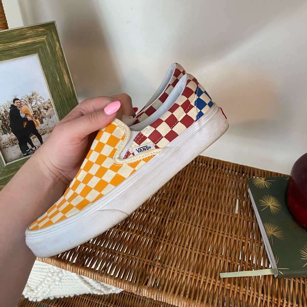 Vans - Picture 4 of 5